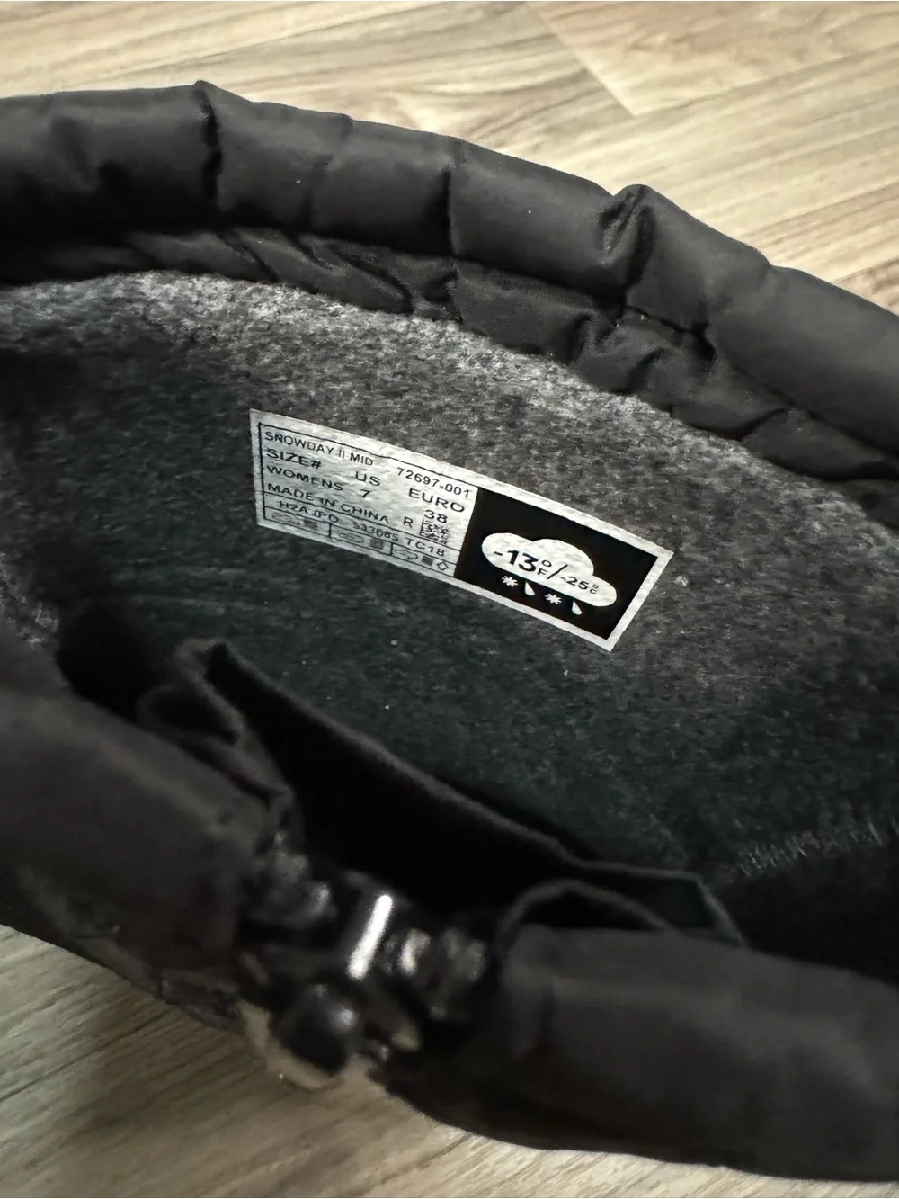 Bogs Women's Snowday II Mid Waterproof Boots in Black Size 7
